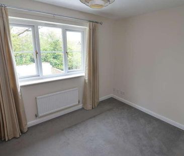 Larch Grove, Sidcup, DA15 - Photo 2