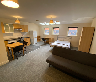 Studio to rent - Photo 3 | Rentumo