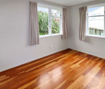 Tidy 3 Bedroom - Photo 2