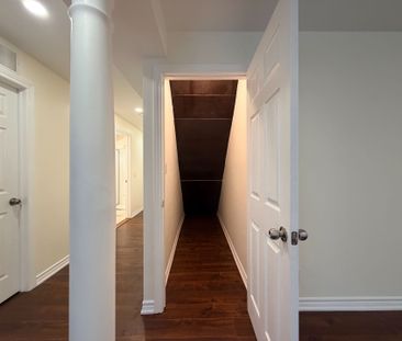 For Lease - 331 Spruce Grove Crescent Unit# Lower, Newmarket, Ontario - Photo 3