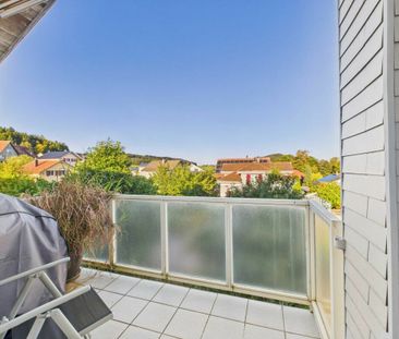 3.5-Zimmerwohnung mit frisch sanierter Küche und Badezimmer - Photo 1