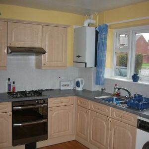 4 bed house, 4 minutes from Loughborough University - Photo 2