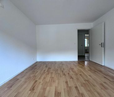 Preiswerte 3.5-Zimmer-Wohnung mit neuer Küche und Balkon in Waldenburg - Photo 4