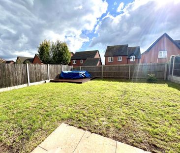 3 bedroom detached house to rent - Photo 4