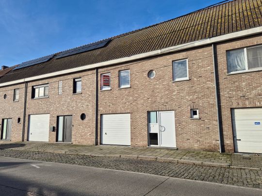 Huis te huur in Evergem - Photo 1