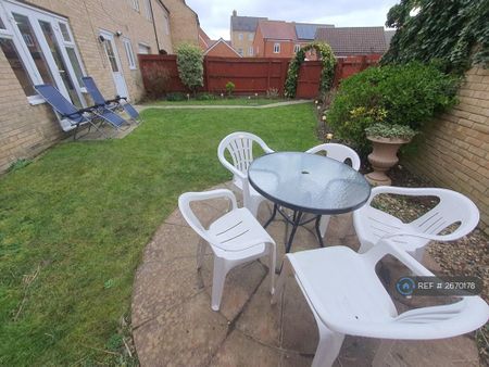 3 bedroom terraced house to rent - Photo 5