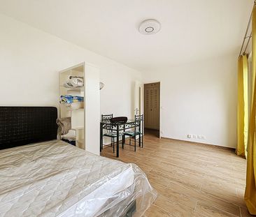 Apartment - Photo 2