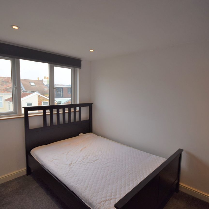 5 Bedroom Student Property- Bedminster - Photo 1