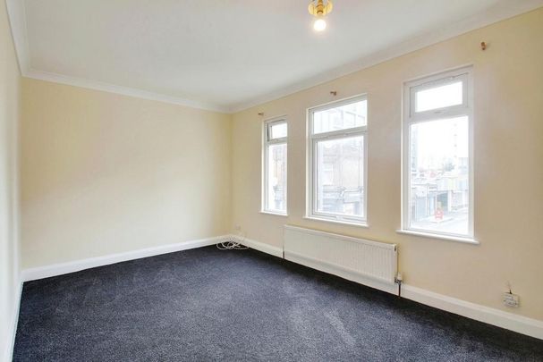 3 bedroom apartment to rent - Photo 1