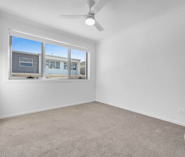 Brand New Town House - Photo 4