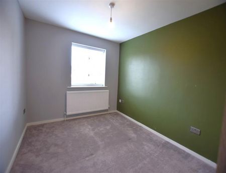 4 Bedroom Detached To Let - Photo 5