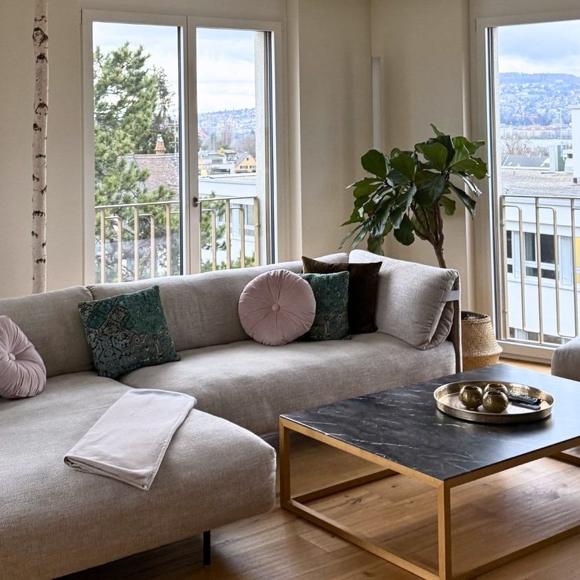 EXKLUSIVE ATTIKAWOHNUNG MIT ATEMBERAUBENDER AUSSICHT / EXCLUSIVE PENTHOUSE WITH BREATHTAKING VIEWS - Foto 1