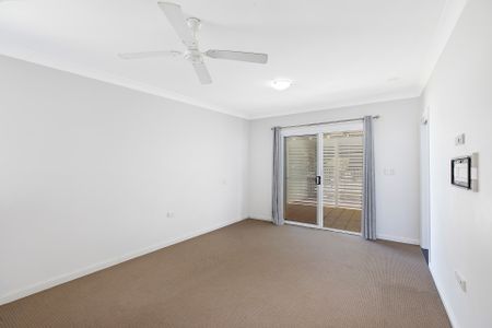 22a Lavinia Street, Forresters Beach NSW 2260 - Apartment For Rent | Domain - Photo 4