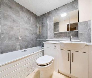 Sovereign Court, High Wycombe, HP13 - Photo 6