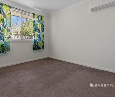 Quiet, Light-Filled Family Home in Prime Boronia Location ! - Photo 3