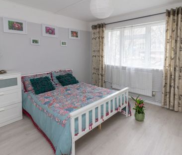 2 Bed Flat, East Street, SE17 - Photo 4