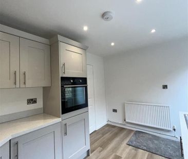 2 bedroom detached bungalow to rent - Photo 6