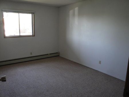 2 Bedroom Apartments – Lake Pointe Condos - Photo 5