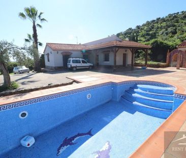 Alquiler de casa o chalet independiente en Coin - Photo 3