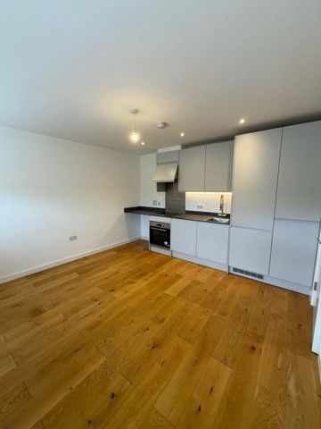 Regent House, Basildon, Property for rent - Photo 3