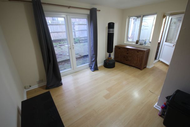 Hambledon Close, Uxbridge, UB8 - Photo 1