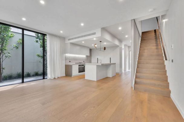 Modern Living - Photo 1