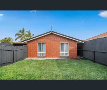 127 THE COVE ROAD, Hallett Cove, SA 5158 - Photo 6