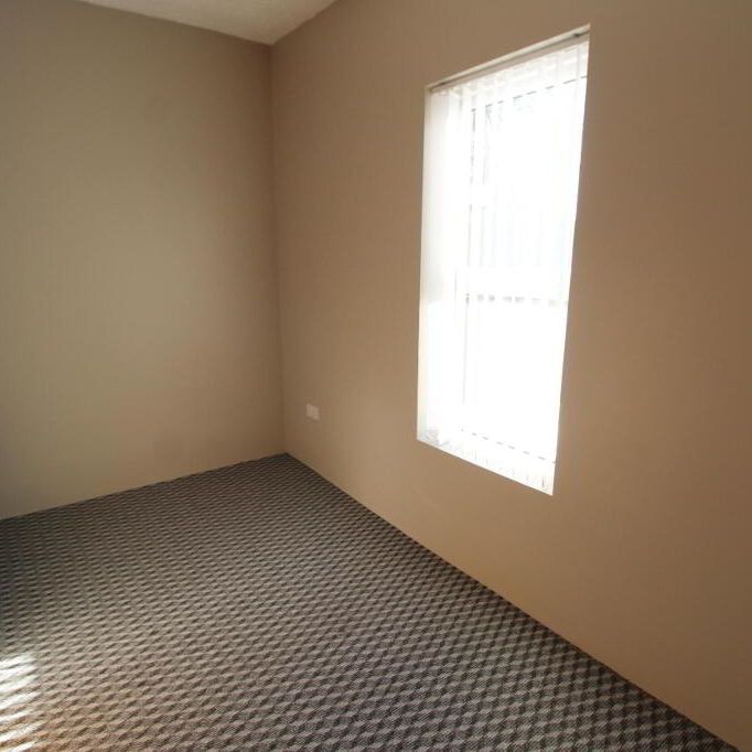 108 Gregg Street, Lisburn, BT27 5AW - Photo 1