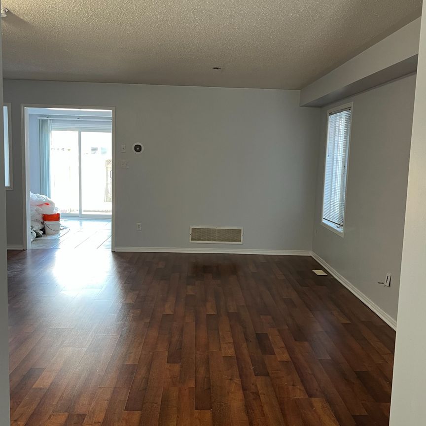 For Lease - 3532 Southwick Street, Mississauga, Ontario - Photo 1