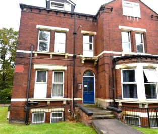 1 bedroom Flat in Midland Road, Leeds - Photo 1