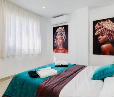 Luxury penthouse for rent in Málaga, Spain - Photo 6