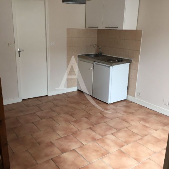 Location Appartement 2 pièces 29m² - Photo 1