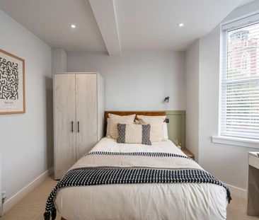 Luxurious 6 bedroom, all en-suite student house! - Photo 5