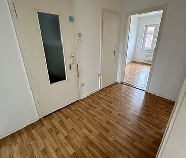 Stilvoll Wohnen in der Müllerstraße: 2-Zimmer Wohnung mit Balkon und besonderem Flair! Bezugsbereit ab sofort - Foto 3