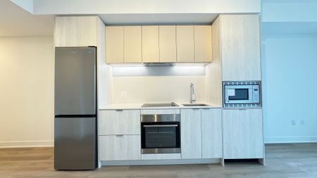 For Lease - 86 Dundas Street Unit# 326, Mississauga, Ontario - Photo 4