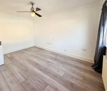3 bedroom detached house to rent - Photo 3