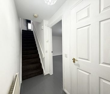 Queenslie Street, Glasgow, G33 - Photo 3