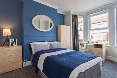 16 Balfour Road, NG7 1NZ, NOTTINGHAM - Photo 3