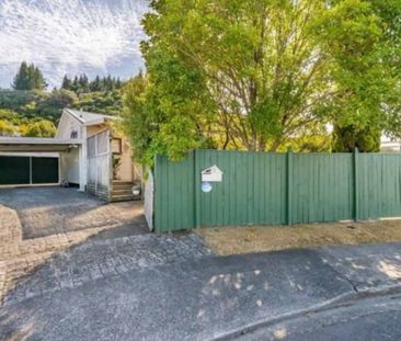 6 Edmund Lomas Grove, Birchville - Photo 5