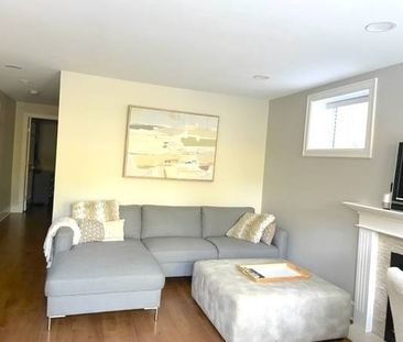 NEW 2 BD ALL INCLUSIVE SUITE Arbutus - Photo 1