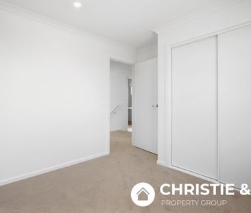 Brand New 3 Bedroom Home Available Now!! 1 Weeks Free Rent Included!! - Photo 2