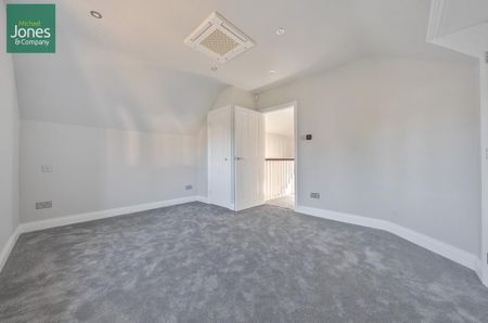 4 bedroom detached house to rent - Photo 4