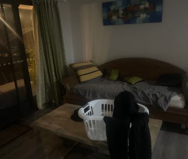 Eaton - Photo 1