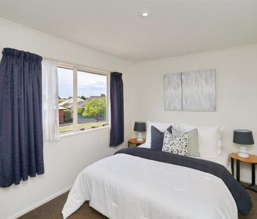 Spacious Family Home - Photo 4