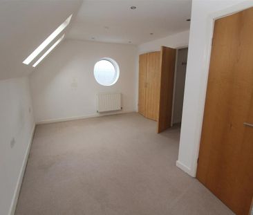 2 bedroom duplex to rent - Photo 1