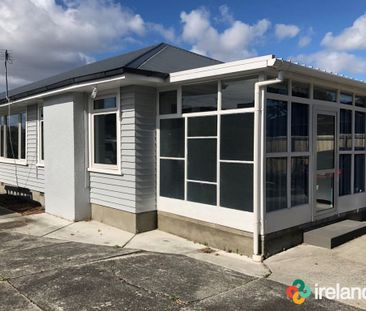 Spacious Tidy One Double Bedroom Rear Unit - Photo 1