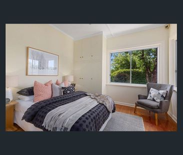 Find character: where timeless charm meets modern comfort - Photo 6