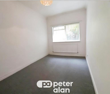 Long Oaks Court, Sketty, SWANSEA - Photo 5