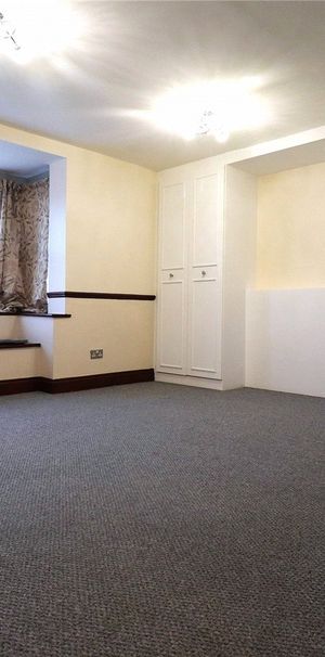 Kingsdale Court, Milton Road, Swanscombe, DA10 0LX - Photo 1