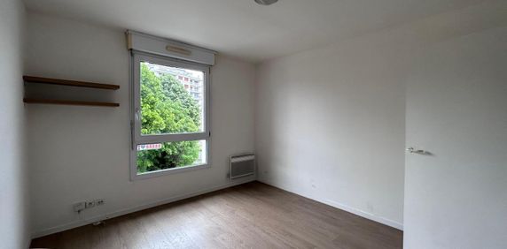 Location Appartement 1 pièce 20m² ANGERS 49000 - Photo 2